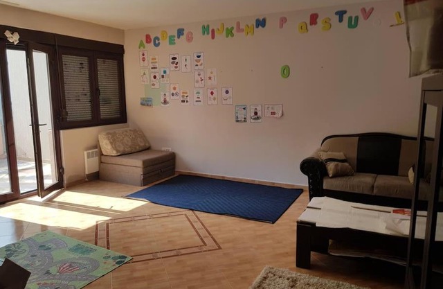 ДОМИК В ПАРКЕ