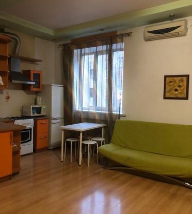 Квартира-студия на Котляра