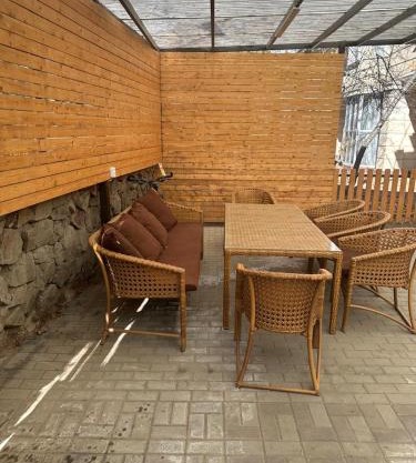 Коттедж, квартиры