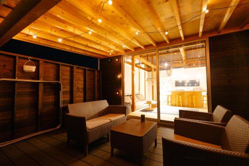 今が1番お得! 関西空港や難波からアクセス抜群 駅近徒歩5分一棟貸切 Ebisuya Misaki Park