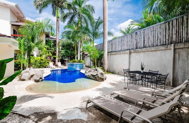 1-BD Near Beach, Great for Digital Nomads