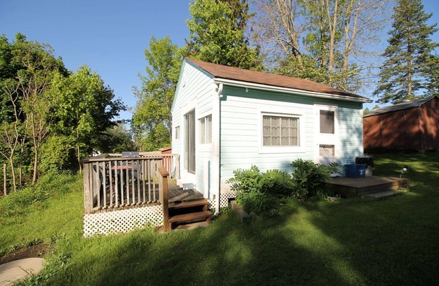 1 Bdrm Country cottage #5 - Rosewood Cottages