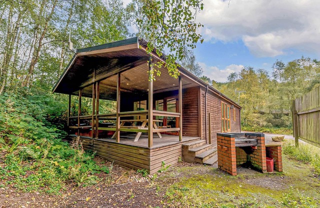 Alojamiento de 2 habitaciones en Freehay, Cheadle