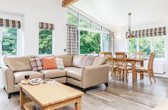 Alojamiento de 4 habitaciones en Newton Saint Loe, Nr Bath