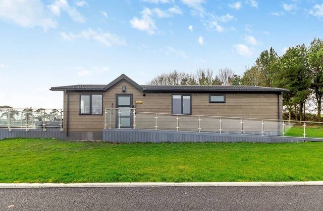 Alojamiento de 3 habitaciones en Knitsley
