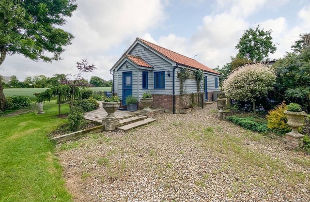 1 bedroom accommodation in Thorndon, near Eye