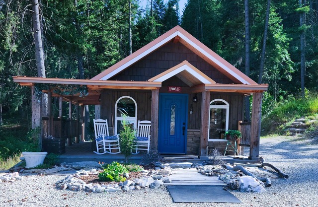 1 Bedroom with Sleeping loft queen.