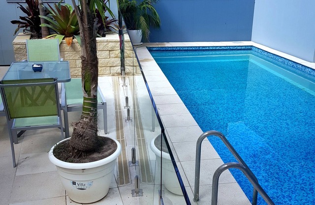 RETIRO DE 1 HABITACIÓN EN LA PLAYA CON PISCINA LAP - cerca de Coogee Beach