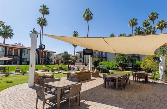 Suite 110: ¡Ubicación privilegiada para los fanáticos del entrenamiento de primavera y la gestión de desechos!