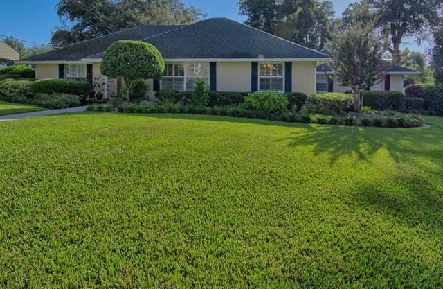 1107 SE 24th Terrace: 3 BR, 2 BA House en Ocala, para 6 personas