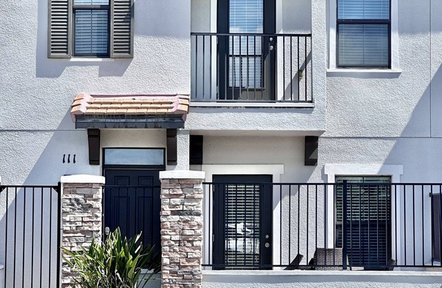 111KB: 2 Bedroom Townhome in Balmoral Resort - Water Park, Pool, Game Room, Bar/Grille