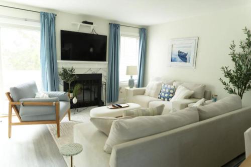 114 Austin Ave, Unit 11