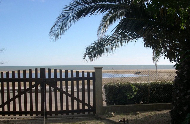 12 Alquiler T2 amueblado con estacionamiento privado - playa a 50 metros - La Franqui 11370