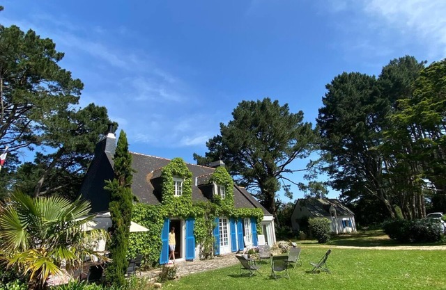13 person family house on the Golfe du Morbihan