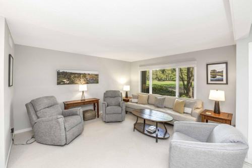 1312 Fairway Oaks Villa by Akers Ellis Rentals