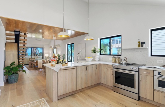 1411 Beach Cottage- Luxury Beach Cottage On Captiva!