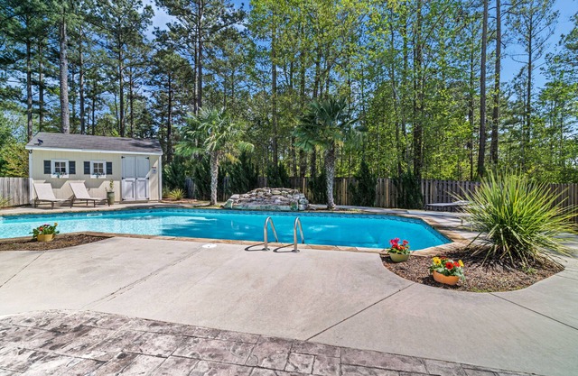 15-Guest Home with Pool, Close to Augusta Masters Golf Retreat