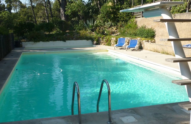 15 minutos de Cassis, apartamento en una casa de campo provenzal