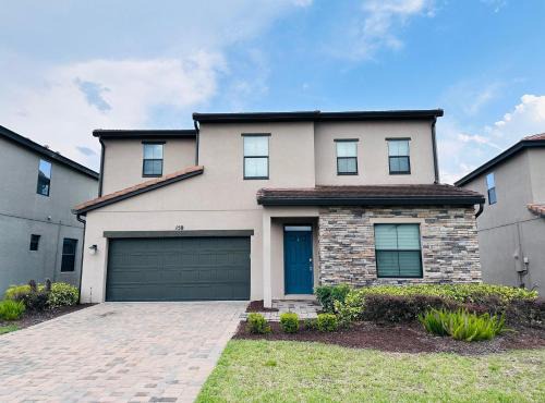 158KB - Balmoral Resort