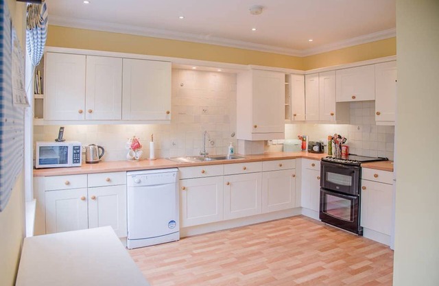 16 Hartington, Aldeburgh