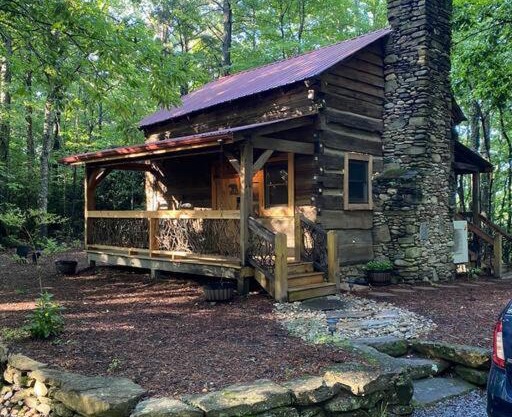 1850s Settlers Cabin at Wethero Ridge