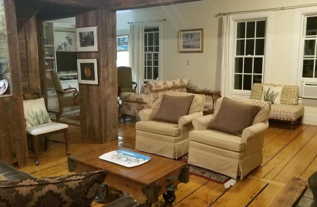 1860 House Inn and Rental Home