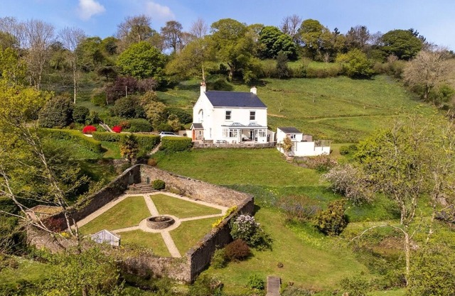 18th-Century Farmhouse with Countryside Views