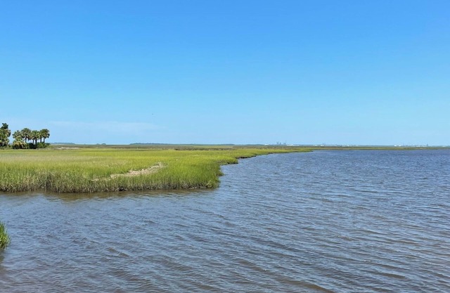 1921 Osborne Suite 1B ACROSS FROM CHURCH