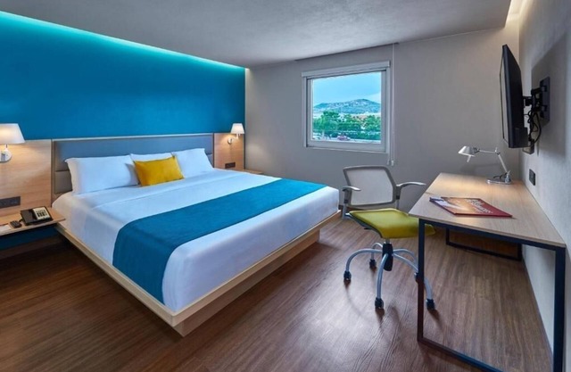2 Affordable Relaxing Suite for Overnight Layovers Near Cancún Airport
