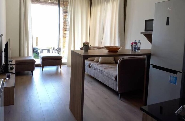 2 BD Chalet in Redrock with patio and garden