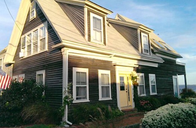 2 hab condominio frente al mar ubicado en el tranquilo East End de Provincetown.