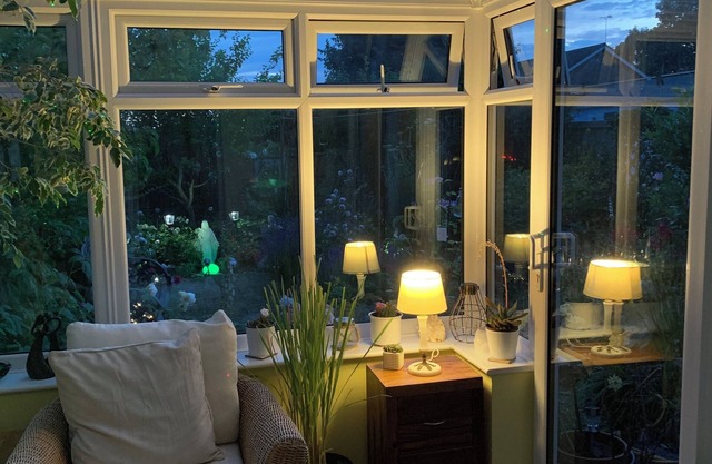 Captivating 2-bed House in Amesbury, Salisbury