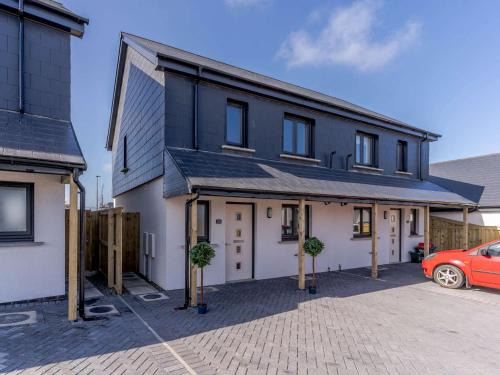 2 Bed in St Davids 82312