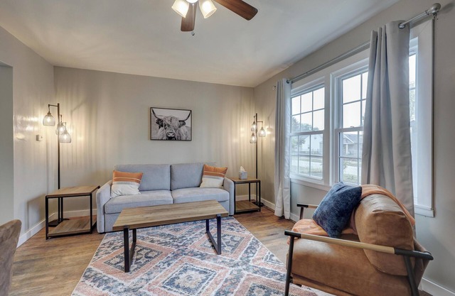 2 Bed Stunner/Everything new!