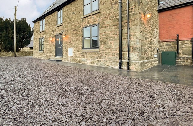 2 bedroom accommodation in Llanrhaeadr-ym-Mochnant