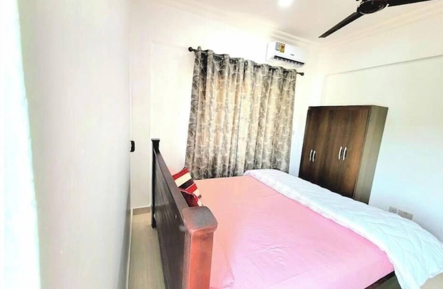 2 Bedrm HillView Home with Swimming Pool @Kwabenya