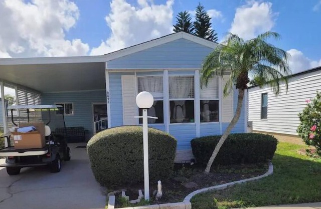 2 Bedroom 633912 by Houzlet