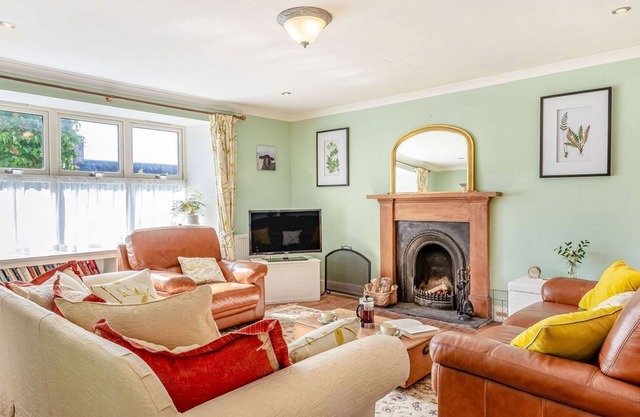 2 bedroom accommodation in Laurencekirk