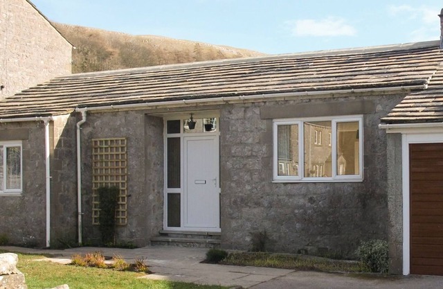 2 bedroom accommodation in Kettlewell, near Skipton