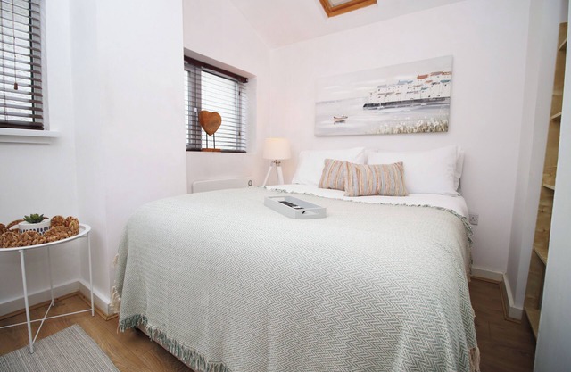 2 Bedroom Apartment in Penarth