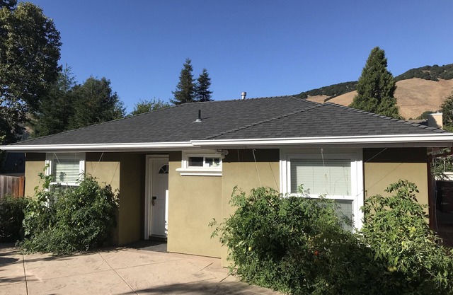 2 bedroom apartment (detached) Bay Area California