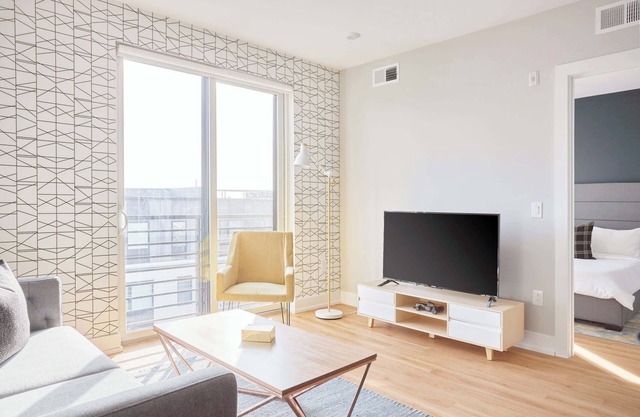 2-Bedroom Sophisticated Philly Stay