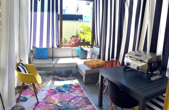 ★ Todo lo que necesitas y quieres, estás justo al lado de Market Street