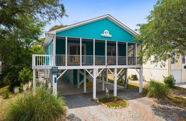 2 Lil' OKI's / 223 NE 60th Street - Coastal Vacation Resorts