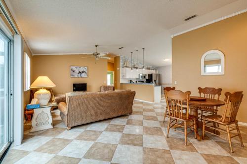 2 Mi to Golfing Relaxing Retreat in The Villages