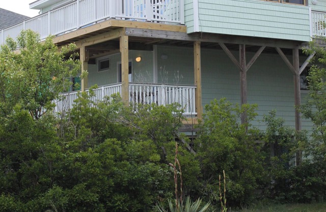 2 minutos a pie de la playa! Renovado recientemente