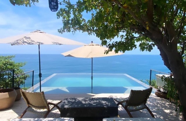 2 Espectaculares Villas frente al Mar en una Reserva Natural