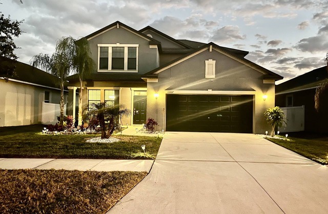 2 story comfort beautiful home with all amenities you need!!