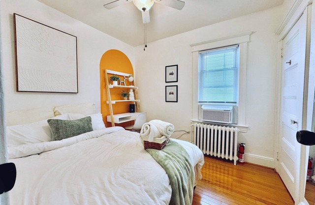 20 min NYC Private Rm Queen Bed Parking