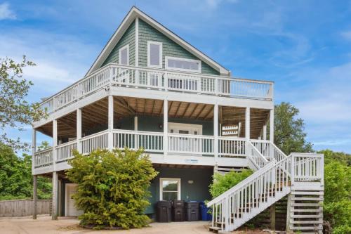 2135 - Pirates Perch